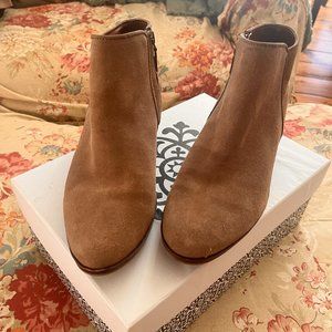 Apri suede bootie